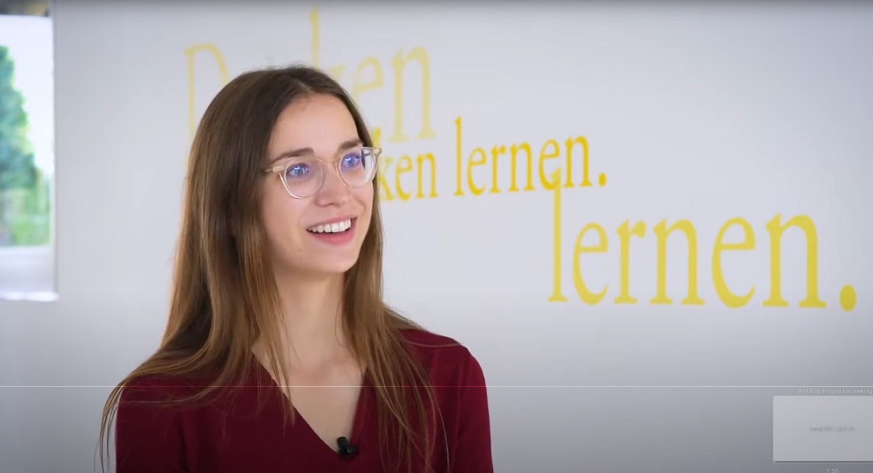 TUM-Studentin Clara berichtet von ihren Modulstudien Philosophie an der Hochschule für Philosophie München.